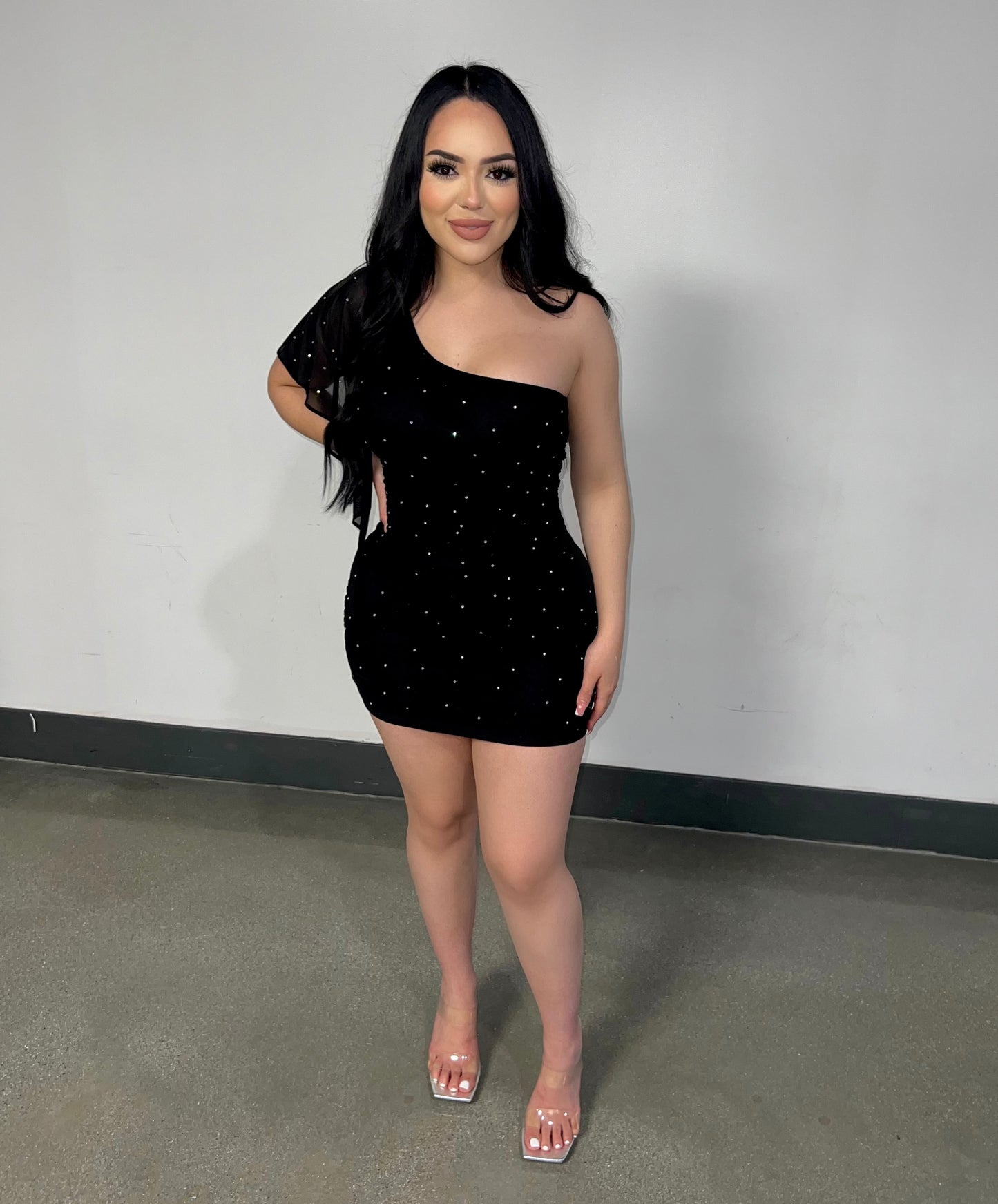 WENDY DRESS - (BLACK)
